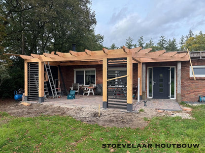 DOUGLAS AANBOUW MET LICHTSTRAAT