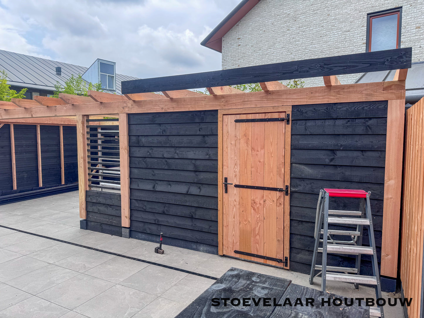 Douglas buitenverblijf met opbergruimte DELUXE