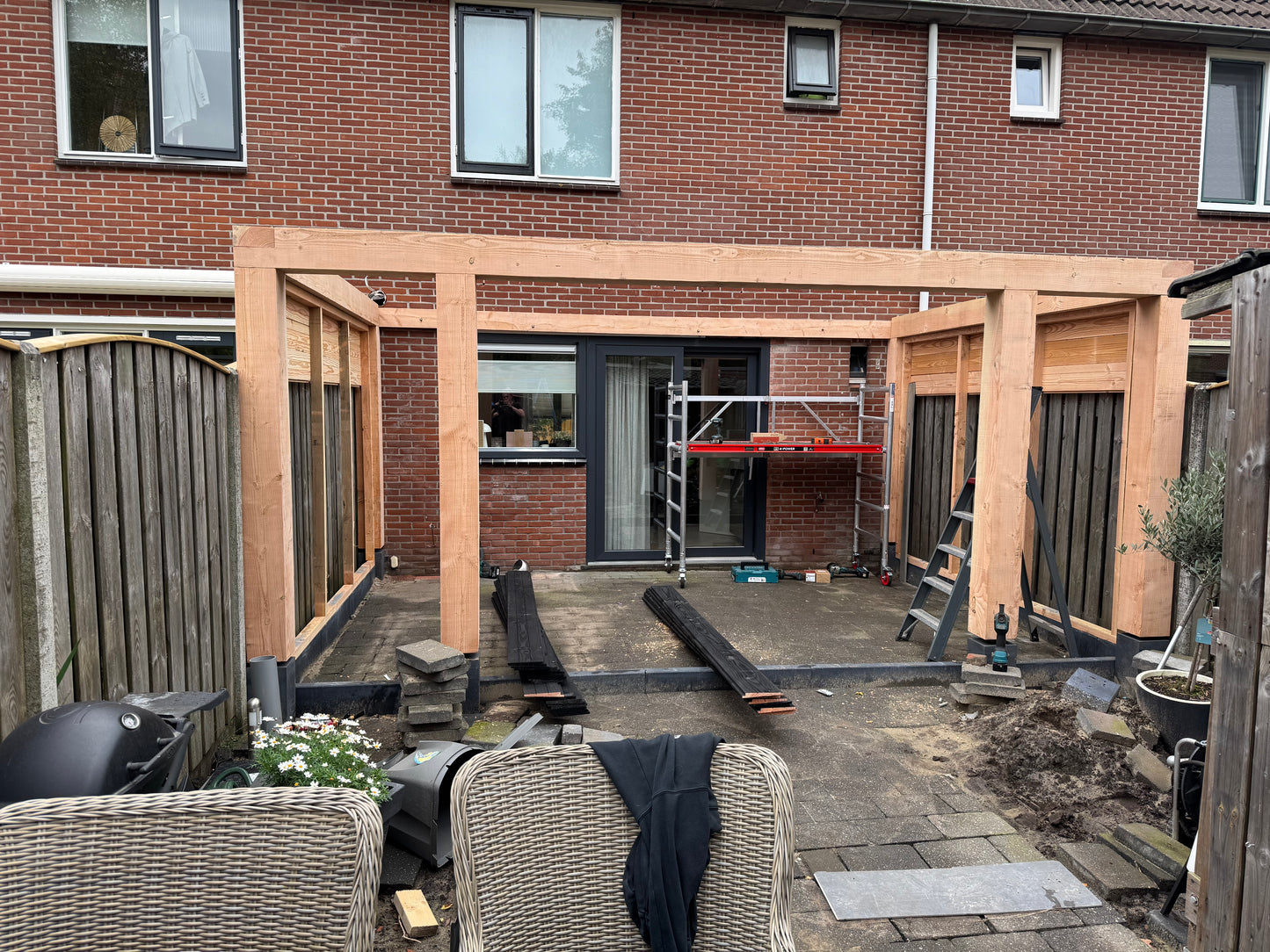 Douglas overkapping excellent